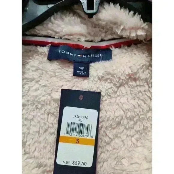 Tommy Hilfiger Faux Fur Vest Pink and Gold Fuzzy Vest Size Small New with Tags - Picture 3 of 15